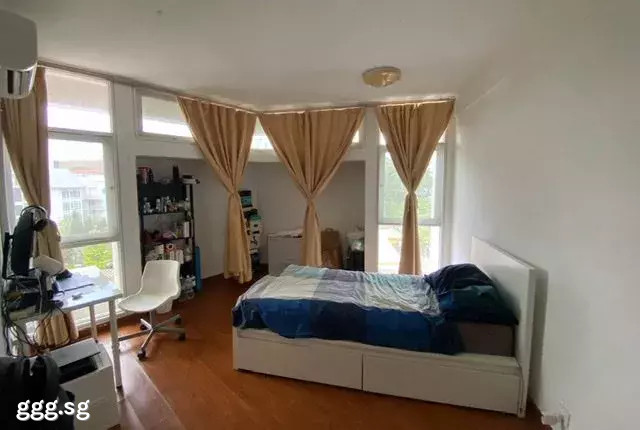 Room Rent • Queenstown •  Starpoint • S$1500 • Apartment • Common Room