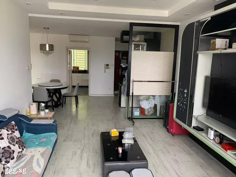 Room Rent • Bukit Panjang •  Hazel Park Condo • S$1650 • Condo • Master Room