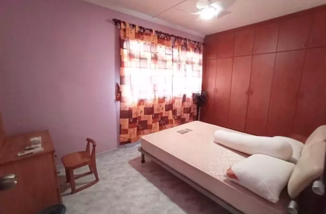 Room Rent • Geylang • 484C Choa Chu Kang Avenue 5 • S$800 • 4-Room (3 BR) • Common Room