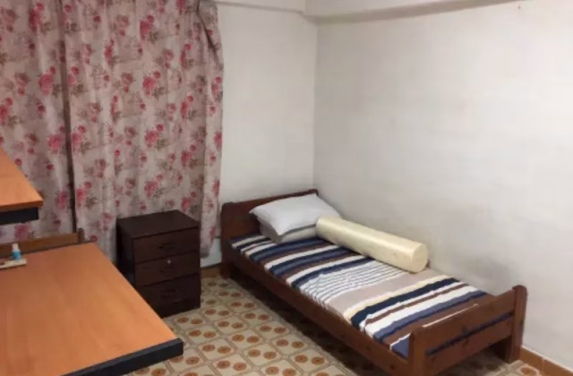Room Rent • Sembawang • 5 Marsiling Drive • S$500 • 4-Room (3 BR) • Room Sharing