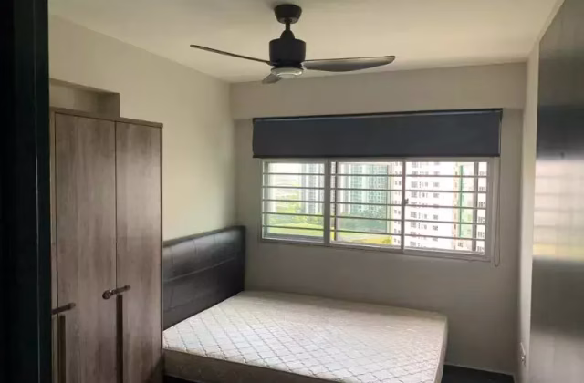 Room Rent • Bishan • 469B Sengkang West Way • S$850 • 4-Room (3 BR) • Common Room