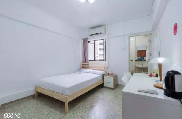 Room Rent • Clementi • 75 Telok Blangah Drive • S$1550 • 3-Room (2 BR) • Master Room