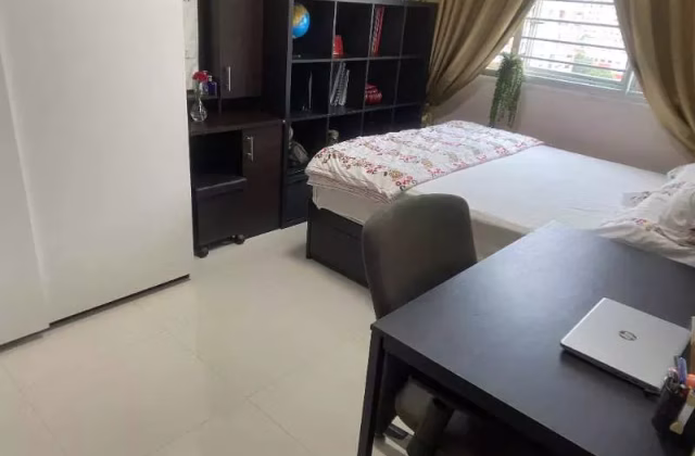 Room Rent • Western Water Catchment • 890A Tampines Avenue 1 • S$2000 • Executive HDB • Master Room