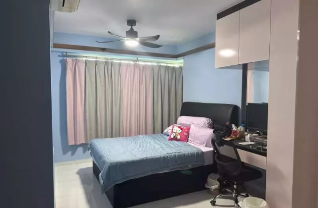 Room Rent • Clementi • 90A Telok Blangah Street 31 • S$1700 • 4-Room (3 BR) • Master Room