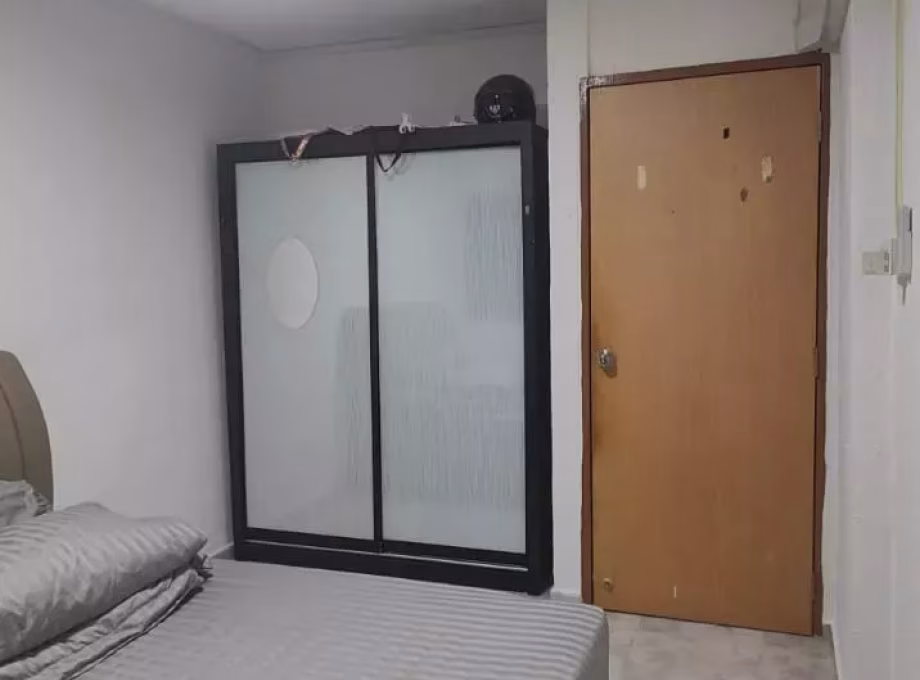 Room Rent • Rochor • 269 Yishun Street 22 • S$1200 • 3-Room (2 BR) • Master Room Photo