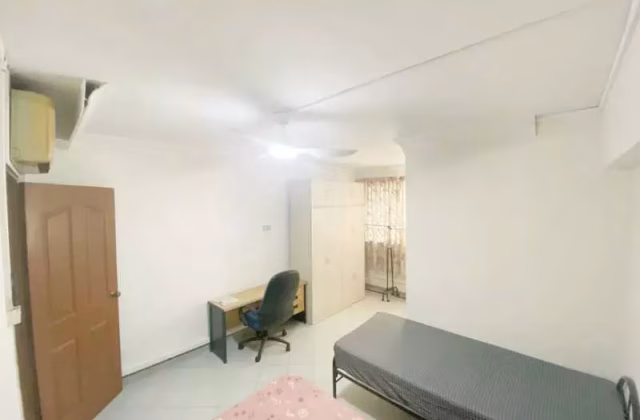 Room Rent • Bukit Merah • 405 Fajar Road • S$1200 • 3-Room (2 BR) • Master Room
