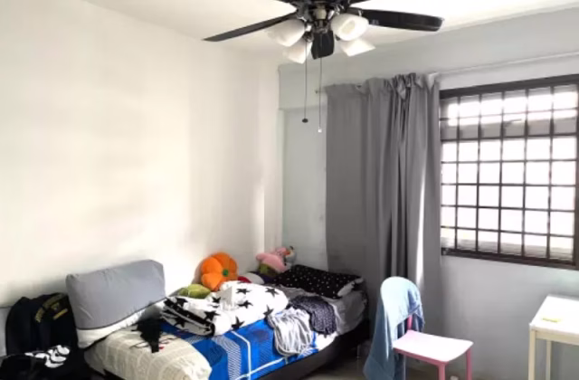 Room Rent • Sembawang • 325 Woodlands Street 32 • S$880 • Executive HDB • Common Room