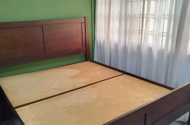 Room Rent • Bukit Batok • 290G Bukit Batok Street 24 • S$800 • 4-Room (3 BR) • Common Room