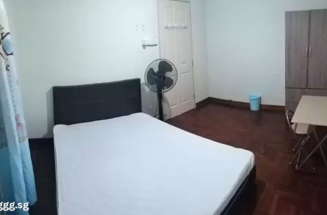 Room Rent • Marine Parade • 91 Lorong 3 Toa Payoh • S$1100 • 3-Room (2 BR) • Common Room