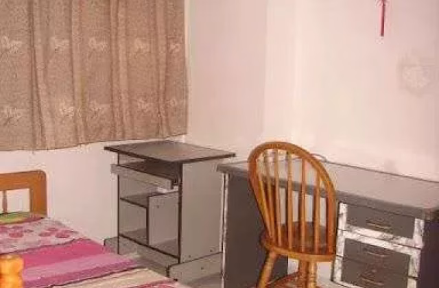 Room Rent • Sembawang • 367 Woodlands Avenue 5 • S$1200 • 3-Room (2 BR) • Common Room