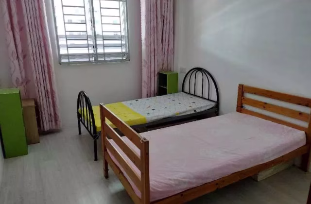 Room Rent • Orchard • 456 Ang Mo Kio Avenue 10 • S$550 • 3-Room (2 BR) • Room Sharing