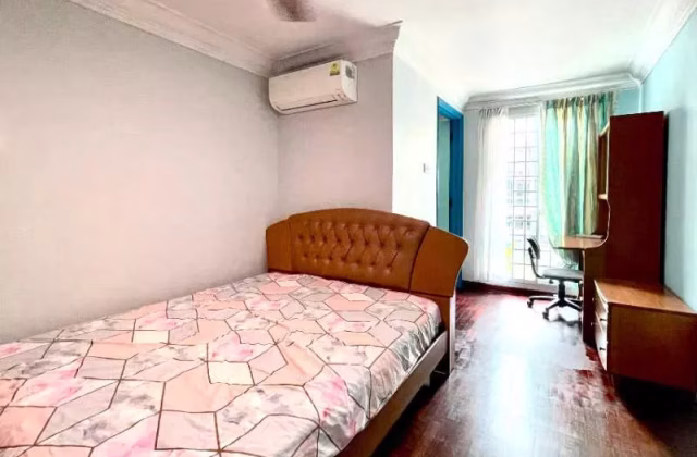 Room Rent • Rochor •  Heeton Park • S$1300 • Apartment • Master Room