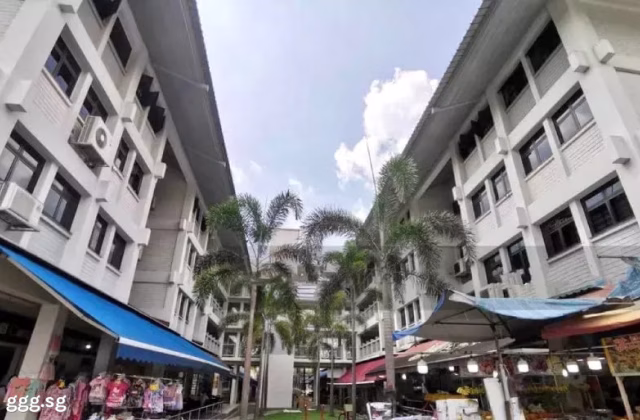 House Sale • Outram • 302 Ubi Avenue 1 • S$3800 • Shophouse • 234ft² / 21m²