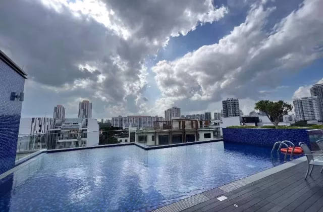 Room Rent • Museum •  8 Farrer Suites • S$2200 • Apartment • Master Room