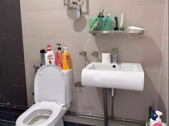 Room Rent • Singapore River • 578 Hougang Avenue 4 • S$1000 • Executive HDB • Common Room Photo