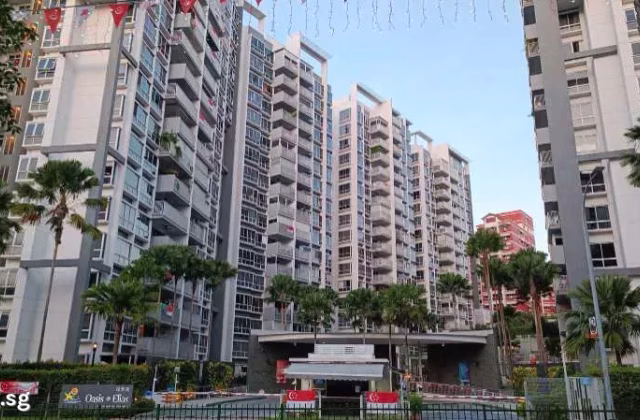 Room Rent • Ang Mo Kio •  Oasis @ Elias • S$1 • Apartment • Master Room