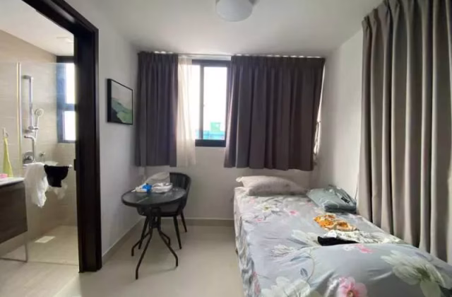 Room Rent • Outram •  Guillemard Suites • S$2200 • Apartment • Master Room
