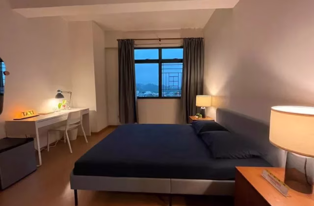 Room Rent • Novena •  Signature Park • S$2100 • Condo • Master Room