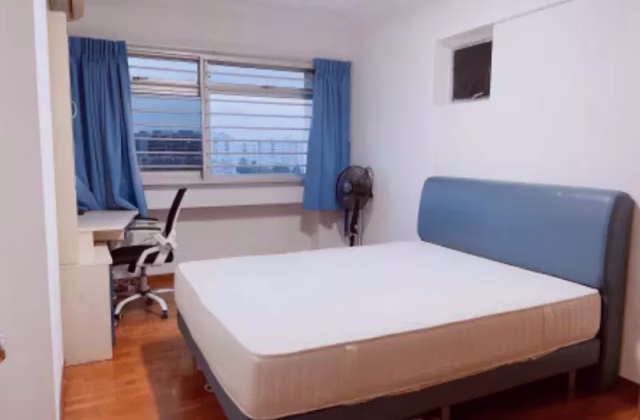 Room Rent • Ang Mo Kio • 576 Pasir Ris Street 53 • S$1350 • 3-Room (2 BR) • Master Room