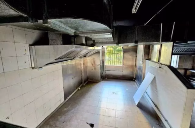 House Rent • Clementi • 55 Lengkok Bahru • S$4000 • Shophouse • 172ft² / 15m²