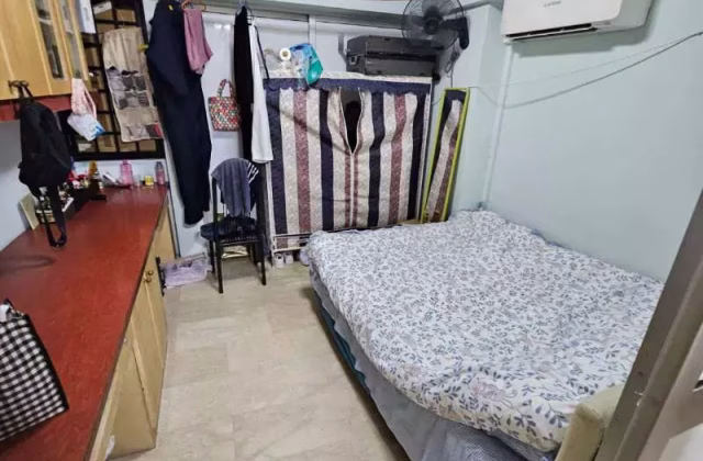 Room Rent • Ang Mo Kio • 782 Pasir Ris Street 71 • S$1200 • Executive HDB • Common Room