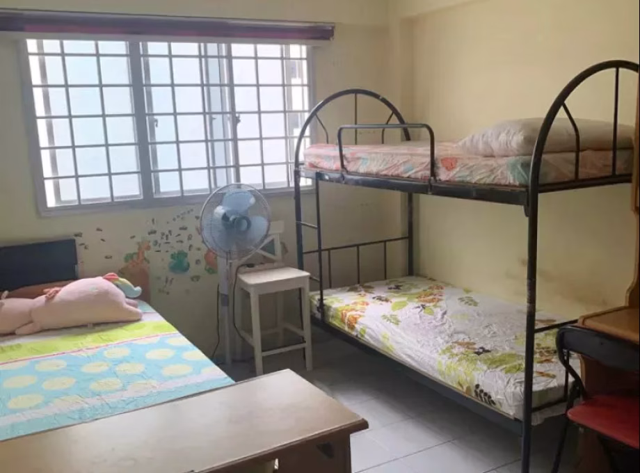 Room Rent • Rochor • 437 Yishun Avenue 6 • S$450 • 4-Room (3 BR) • Common Room Photo