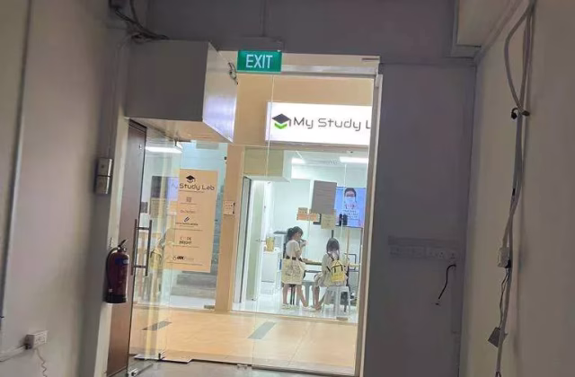 House Rent • Singapore River •  Midtown Residences • S$7500 • Shophouse • 764ft² / 70m²