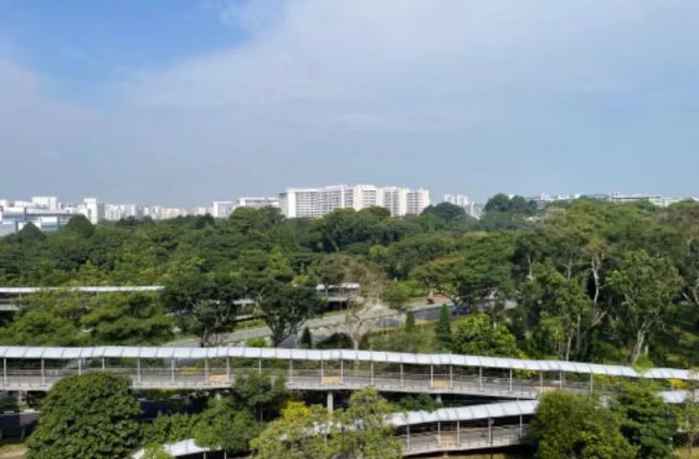 House Sale • Bukit Timah • 620 Bedok Reservoir Road • S$400000 • 3-Room (2 BR) • 646ft² / 60m²