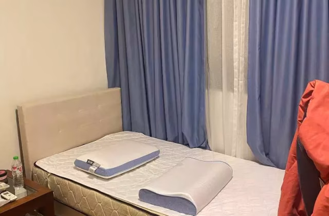Room Rent • Newton •  Monville Mansions • S$1000 • Apartment • Common Room