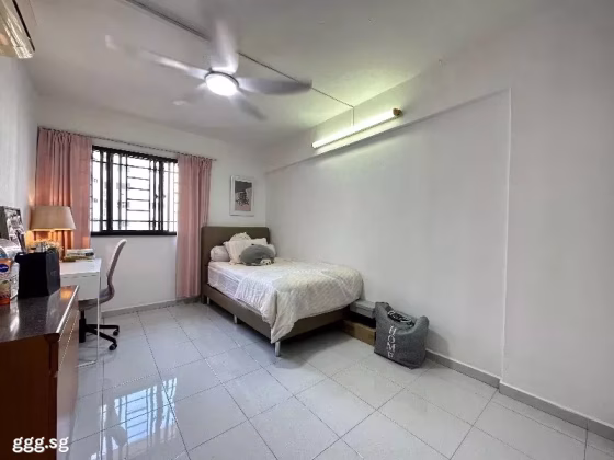 House Sale • Paya Lebar • 218 Jurong East Street 21 • S$508000 • 3-Room (2 BR) • 979ft² / 90m² Photo