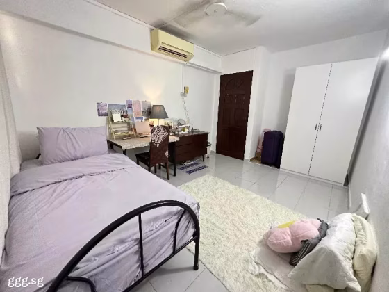 House Sale • Paya Lebar • 218 Jurong East Street 21 • S$508000 • 3-Room (2 BR) • 979ft² / 90m² Photo