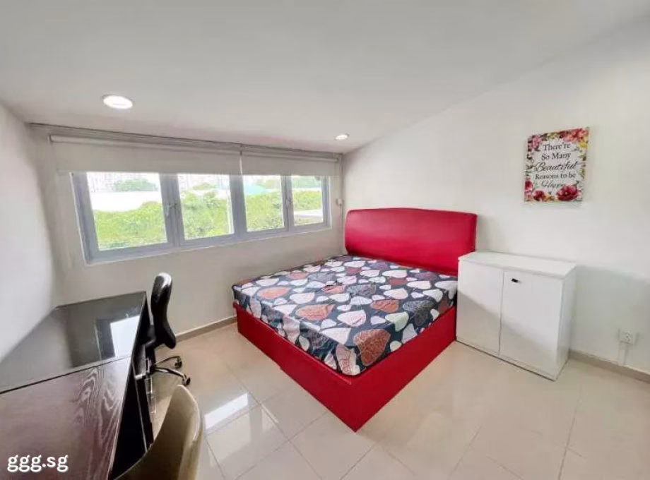 Room Rent • Singapore River •  Charlton Park • S$1380 • Cluster House • Common Room Photo
