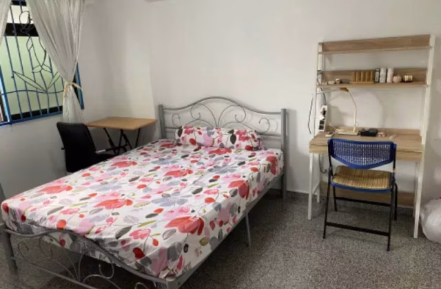 Room Rent • Hougang • 507A Wellington Circle • S$950 • 4-Room (3 BR) • Common Room