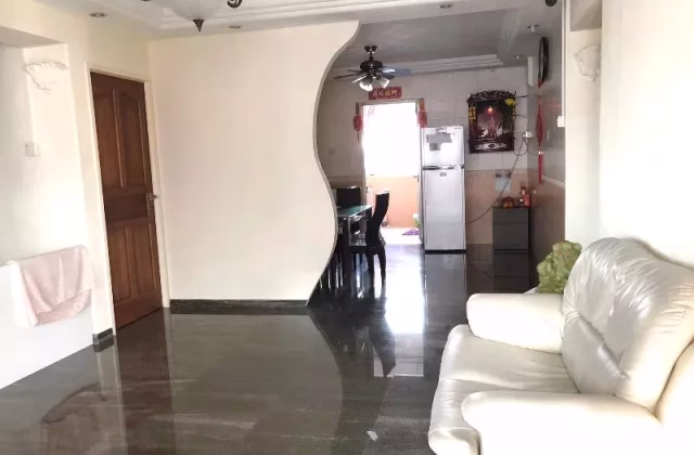 House Rent • Geylang • 705 Choa Chu Kang Street 53 • S$3500 • 3-Room (2 BR) • 1227ft² / 113m²