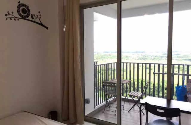 Room Rent • Singapore River •  Heron Bay • S$1250 • Condo • Common Room