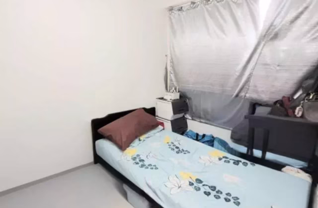 Room Rent • Bukit Batok • 460D Bukit Batok West Avenue 9 • S$800 • 4-Room (3 BR) • Common Room