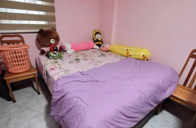 Room Rent • Bukit Batok • 333 Bukit Batok Street 32 • S$1000 • 4-Room (3 BR) • Common Room