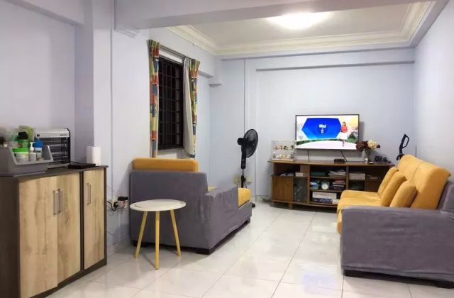 House Sale • Lim Chu Kang • 345 Kang Ching Road • S$668000 • 4-Room (3 BR) • 1098ft² / 102m²