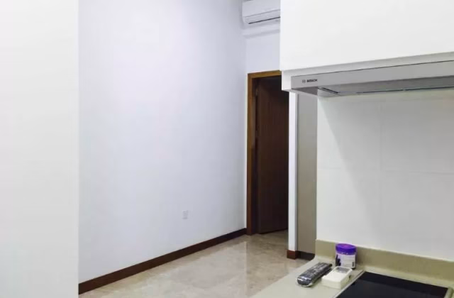 Room Rent • Marine Parade •  18 Woodsville • S$2450 • Apartment • Master Room