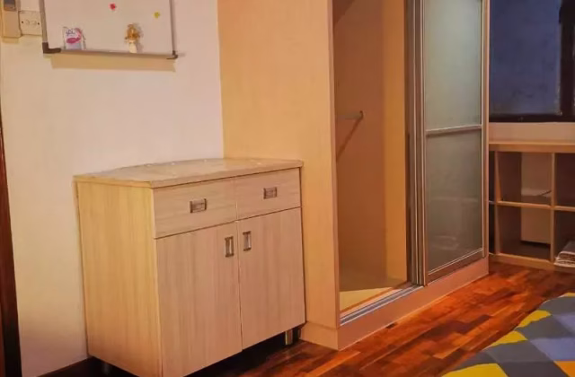 Room Rent • Southern Islands •  Race Course 138 • S$1300 • Apartment • Master Room