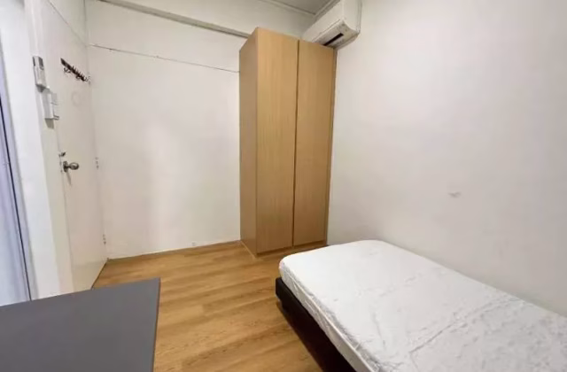 Room Rent • Tengah • JALAN ELOK (229050) • S$1500 • Terraced House • Common Room