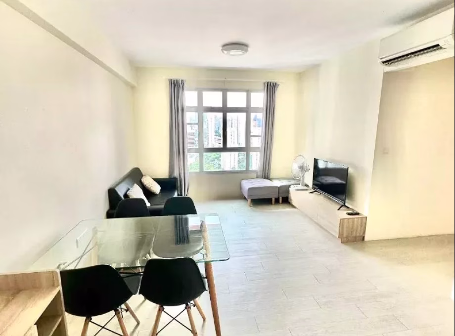 House Rent • Clementi • 95A Henderson Road • S$4650 • 4-Room (3 BR) • 893ft² / 82m² Photo