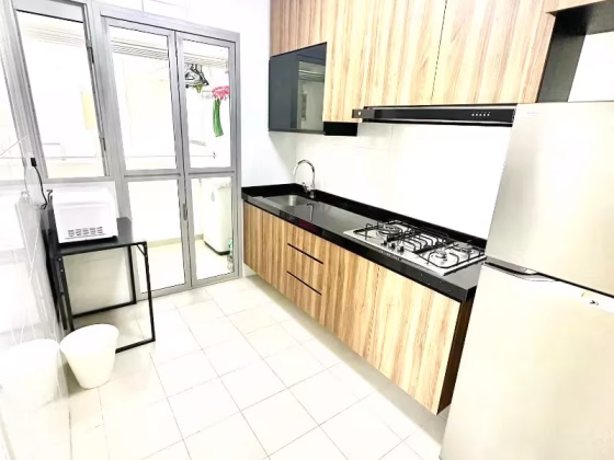House Rent • Clementi • 95A Henderson Road • S$4650 • 4-Room (3 BR) • 893ft² / 82m² Photo
