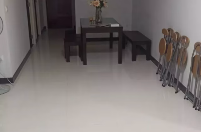 Room Rent • Bishan • 288B Compassvale Crescent • S$450 • 3-Room (2 BR) • Room Sharing