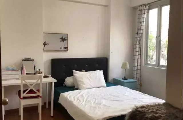 Room Rent • Newton •  The Huntington • S$1650 • Condo • Common Room