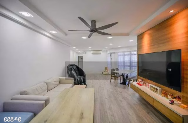 House Rent • Lim Chu Kang • 989C Jurong West Street 93 • S$4000 • 4-Room (3 BR) • 1227ft² / 113m²