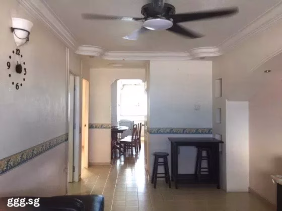 House Rent • Rochor • 284 Yishun Avenue 6 • S$2800 • 3-Room (2 BR) • 797ft² / 74m² Photo