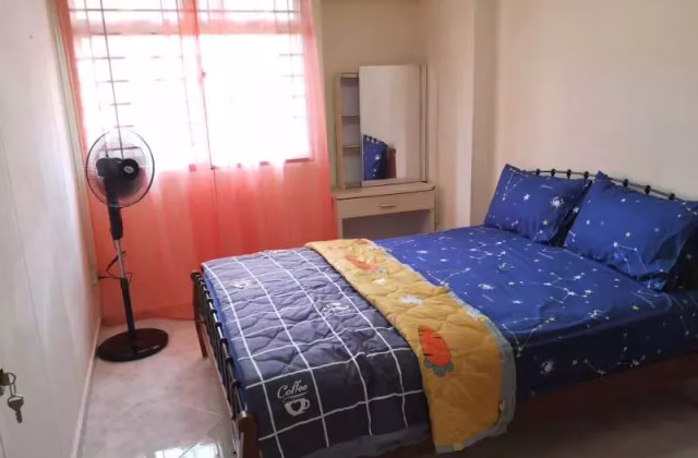 Room Rent • Hougang • 477 Sembawang Drive • S$800 • 4-Room (3 BR) • Common Room