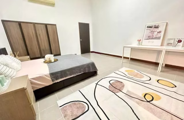 Room Rent • Marine Parade •  Avon Park • S$1500 • Condo • Common Room