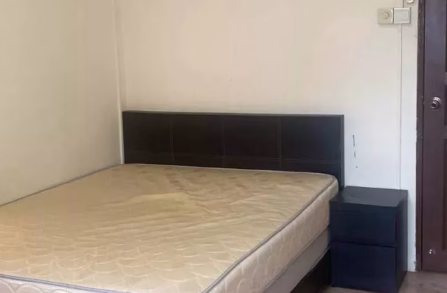 Room Rent • Rochor • 232 Yishun Street 21 • S$1200 • 3-Room (2 BR) • Common Room